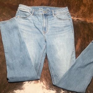 Old navy light wash jeans